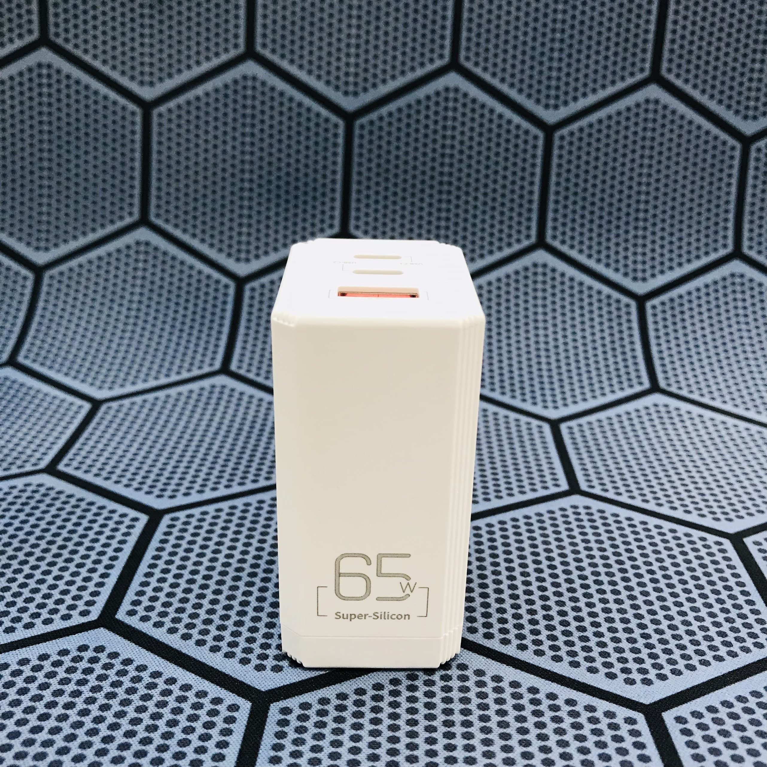 Sạc đa cổng Rock Space Charger 65W T49