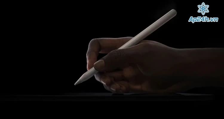 Apple Pencil Pro mới: hỗ trợ cử chỉ bóp, Find My, phản hồi xúc giác