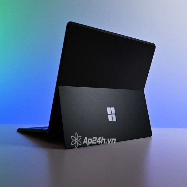 Microsoft Surface Pro X SQ1/8GB/256GB SSD Matte Black