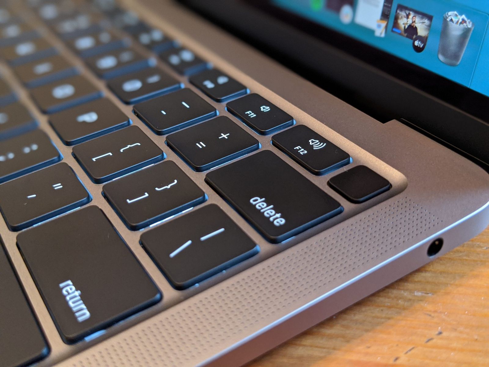 So sánh MacBook Air 2020 và MacBook Air 2019, nên mua phiên bản nào