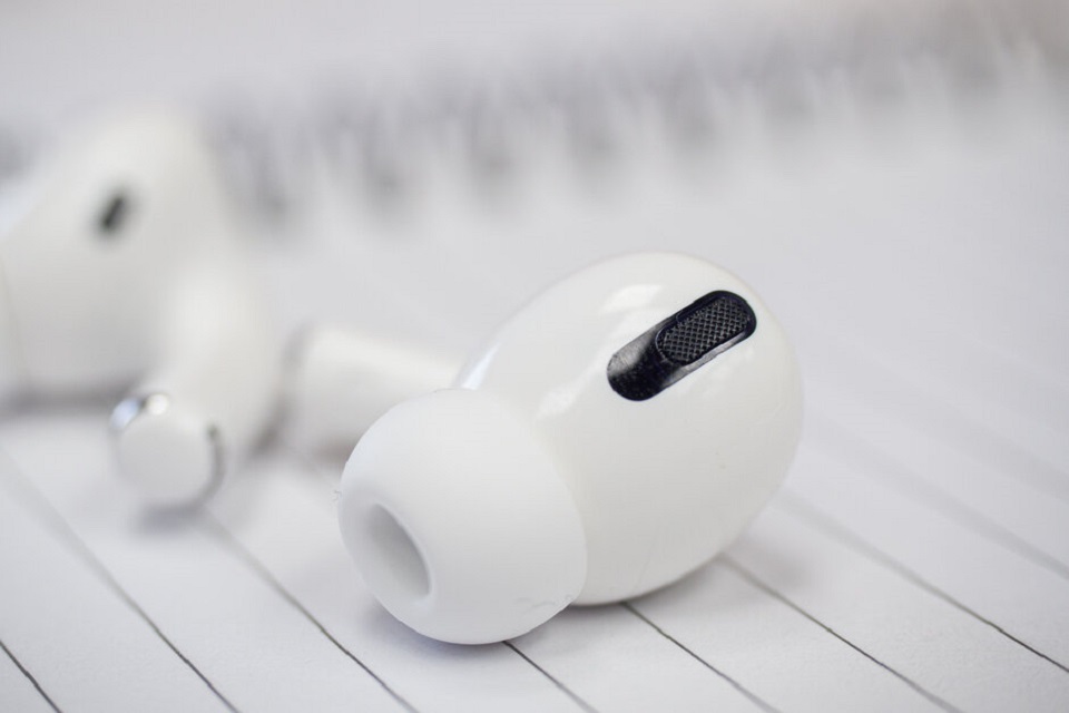 Thông tin Apple sẽ ra mắt AirPods 3, AirPods 2 và AirPods X có thiết kế giống Beats