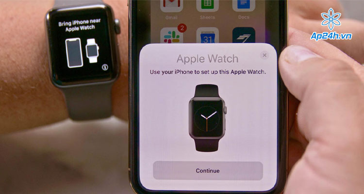  Apple Watch kết nối với iPhone