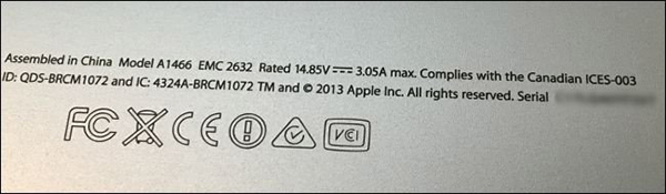 Thông tin số serial trên vỏ Macbook